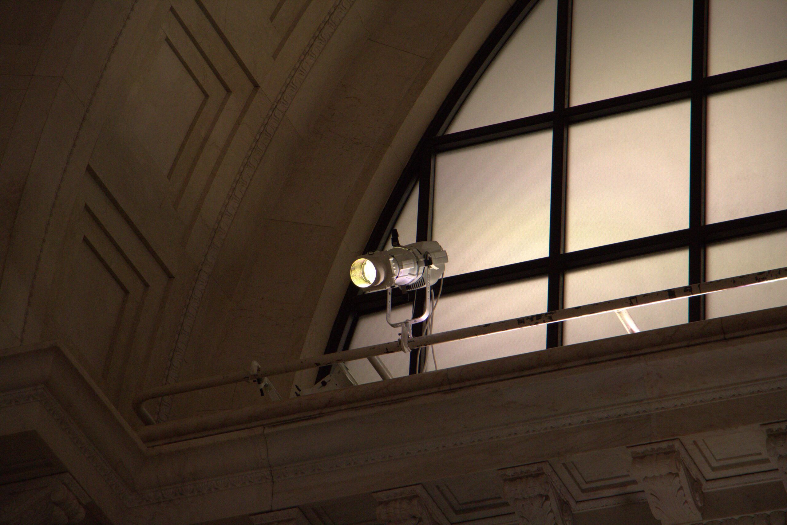 Benjamin Franklin Memorial Hall Interior Lighting